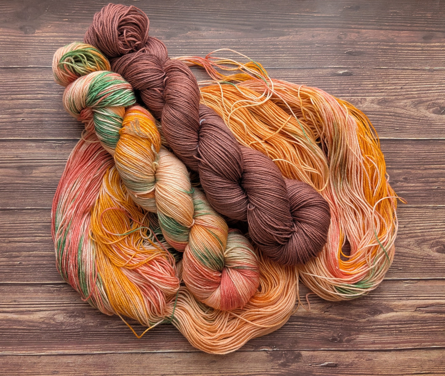 Lyl sock Merinos/nylon - fingering - Coloris Orangerie/ Oxyde de fer