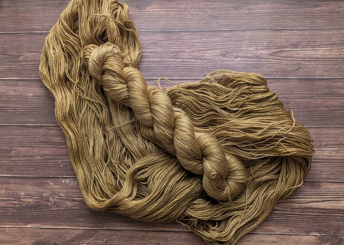 Echeveaux Lyl Camel Silk - Soie Bébé Chameau - Fingering coloris Golden Hour