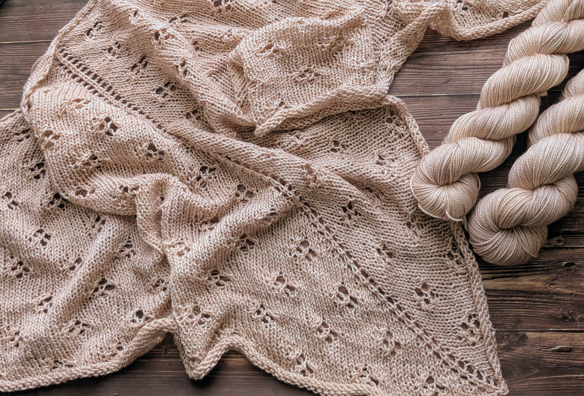 Echeveaux Lyl Merinos Silk - Merinos Soie - Fingering - Coloris Rose des Sables