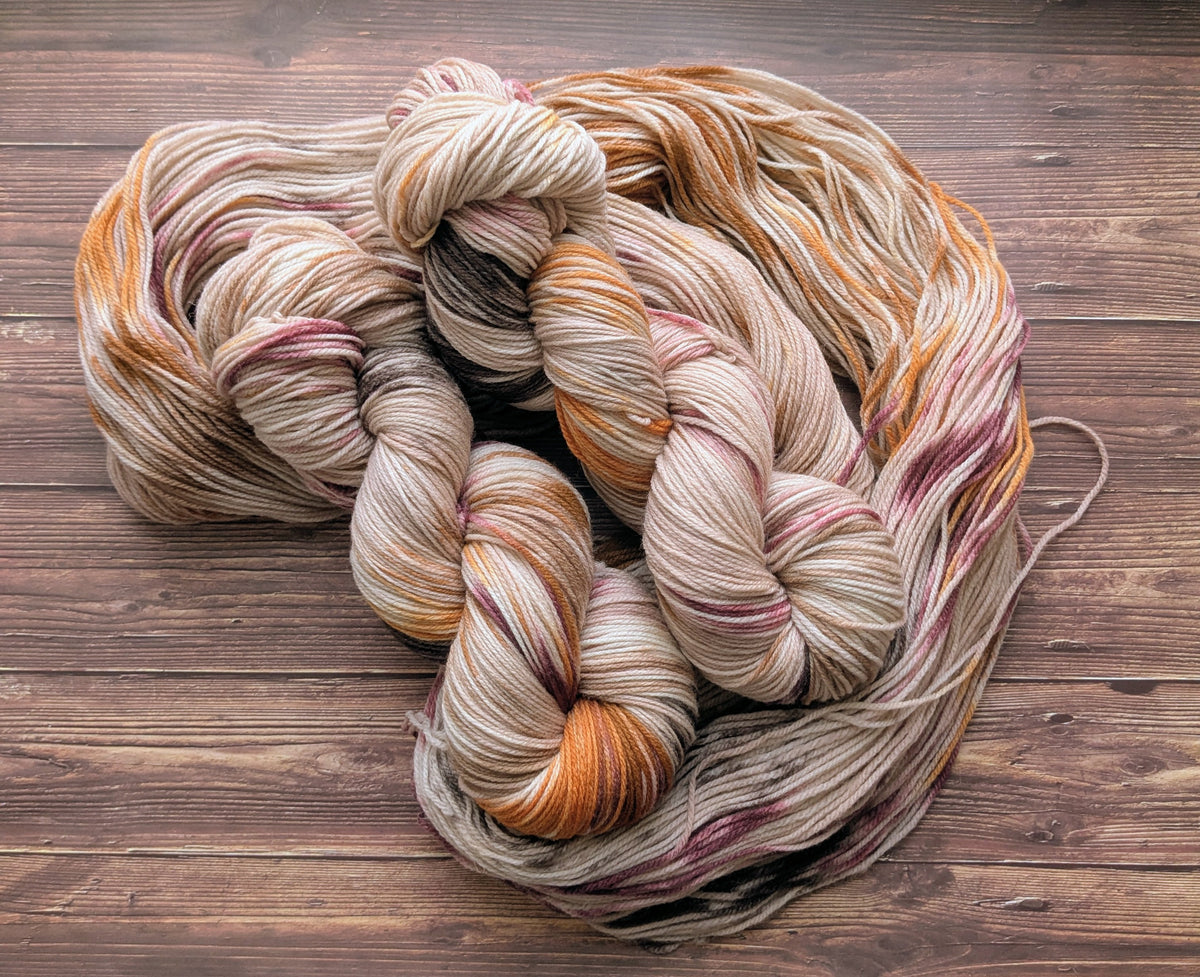 Echeveau Lyl Frenchy mérinos d'arles NSW – Fingering – Coloris Lueurs