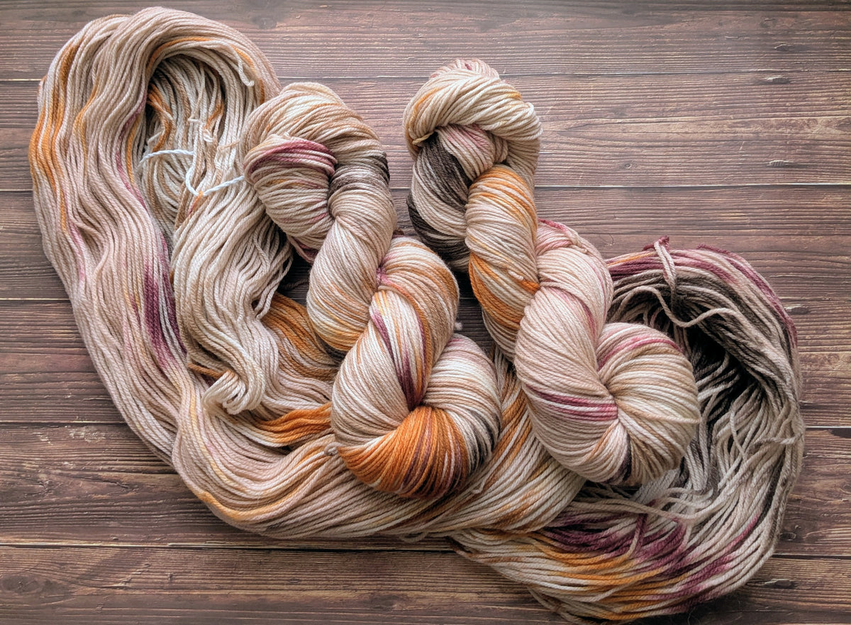 Echeveau Lyl Frenchy mérinos d'arles NSW – Fingering – Coloris Lueurs