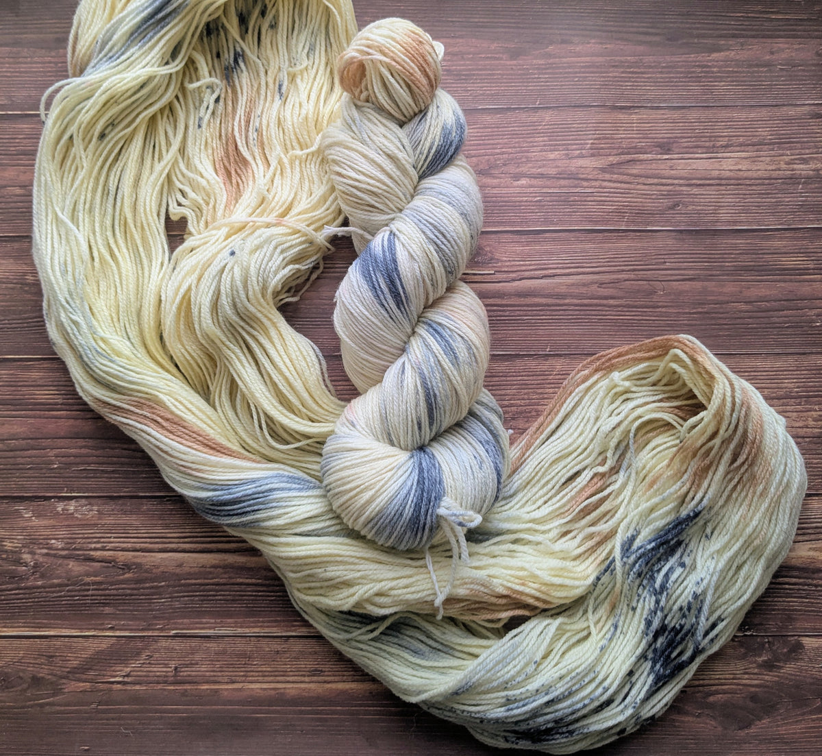 Echeveau Lyl Frenchy mérinos d'arles NSW – Fingering – Coloris Allemagne
