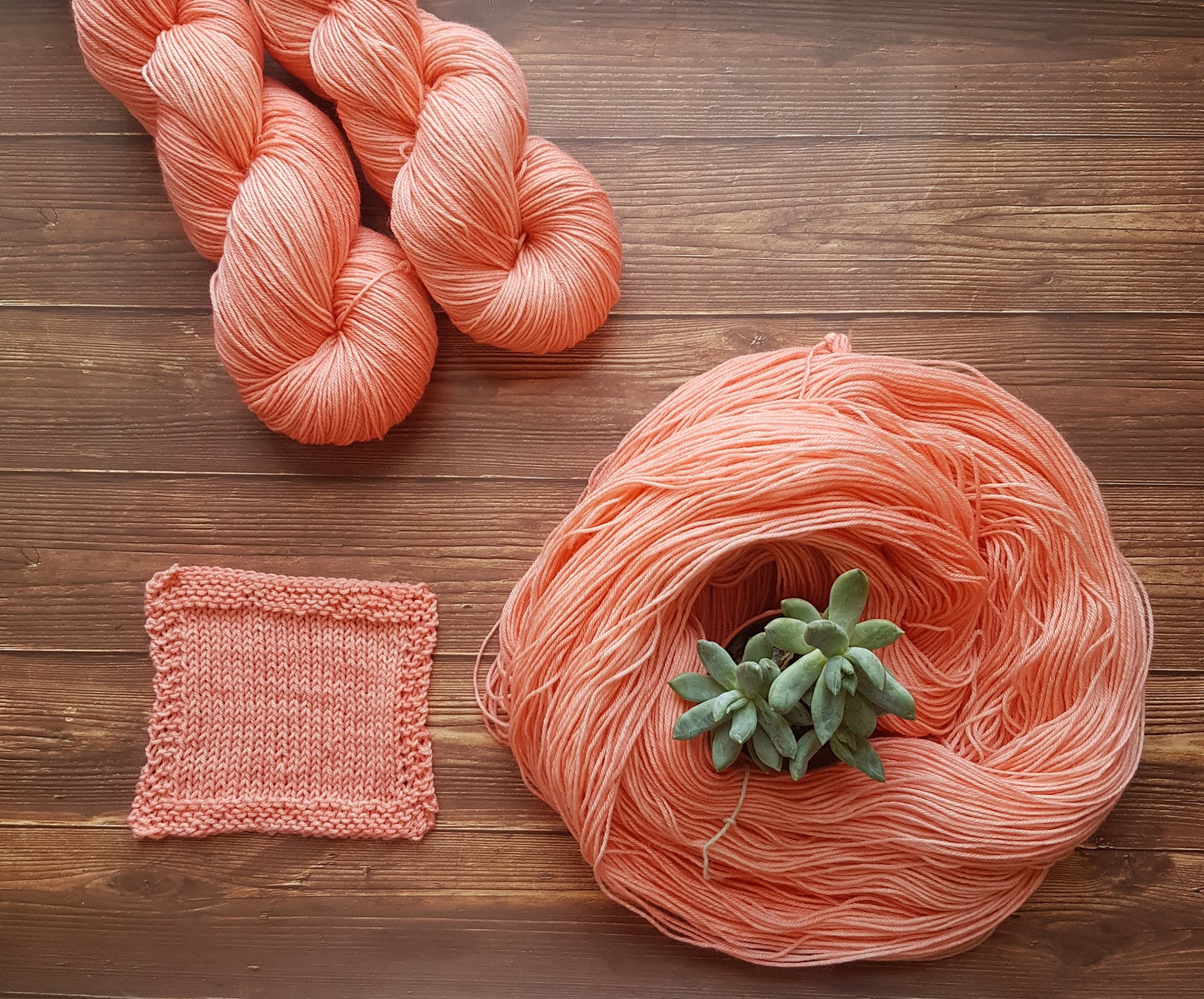 Echeveau Lyl Sock mérinos superwash nylon – Fingering – Coloris Pamplemousse