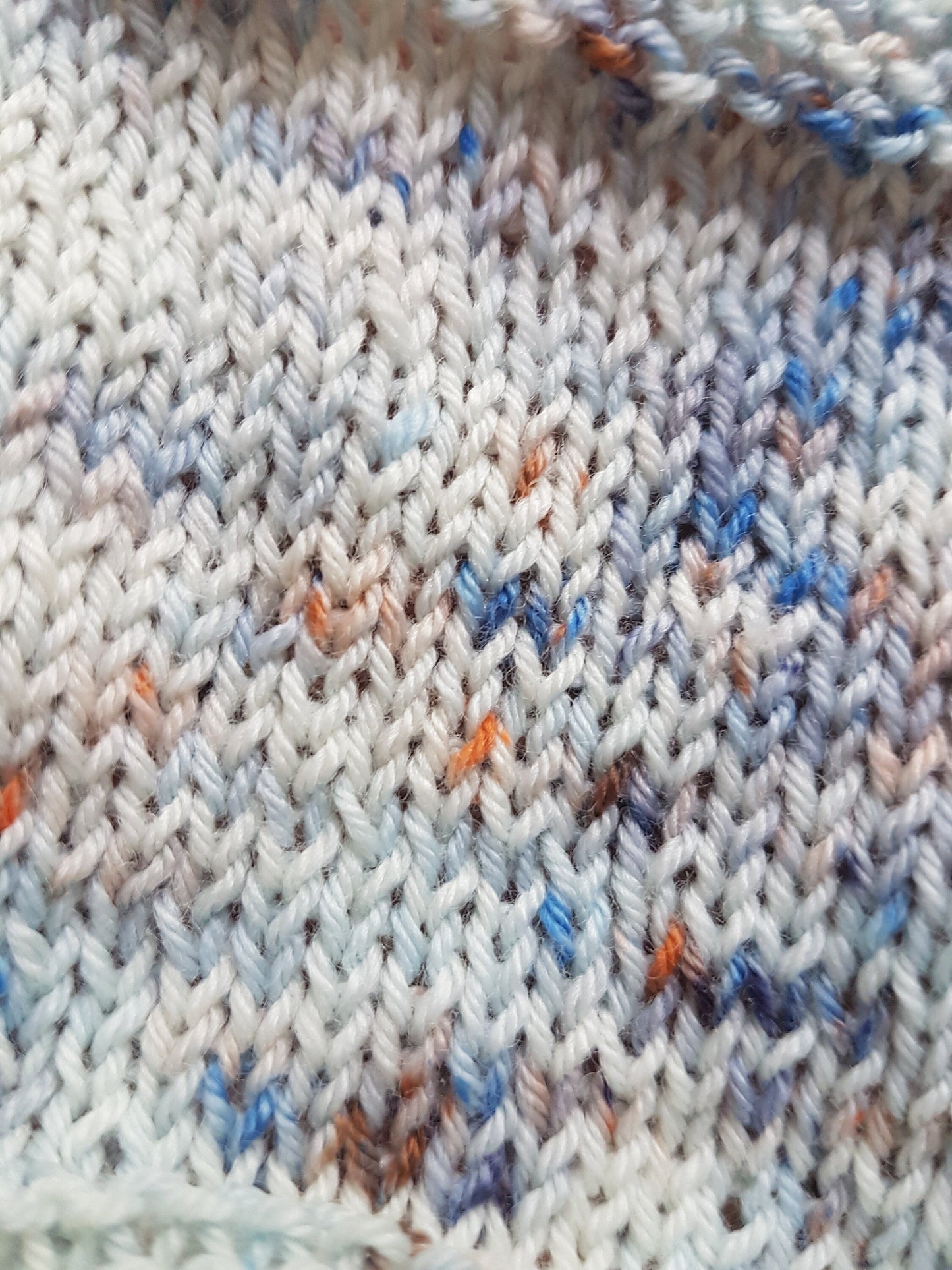 Echeveau Lyl Sock mérinos superwash nylon – Fingering – Coloris voguer sur les mers