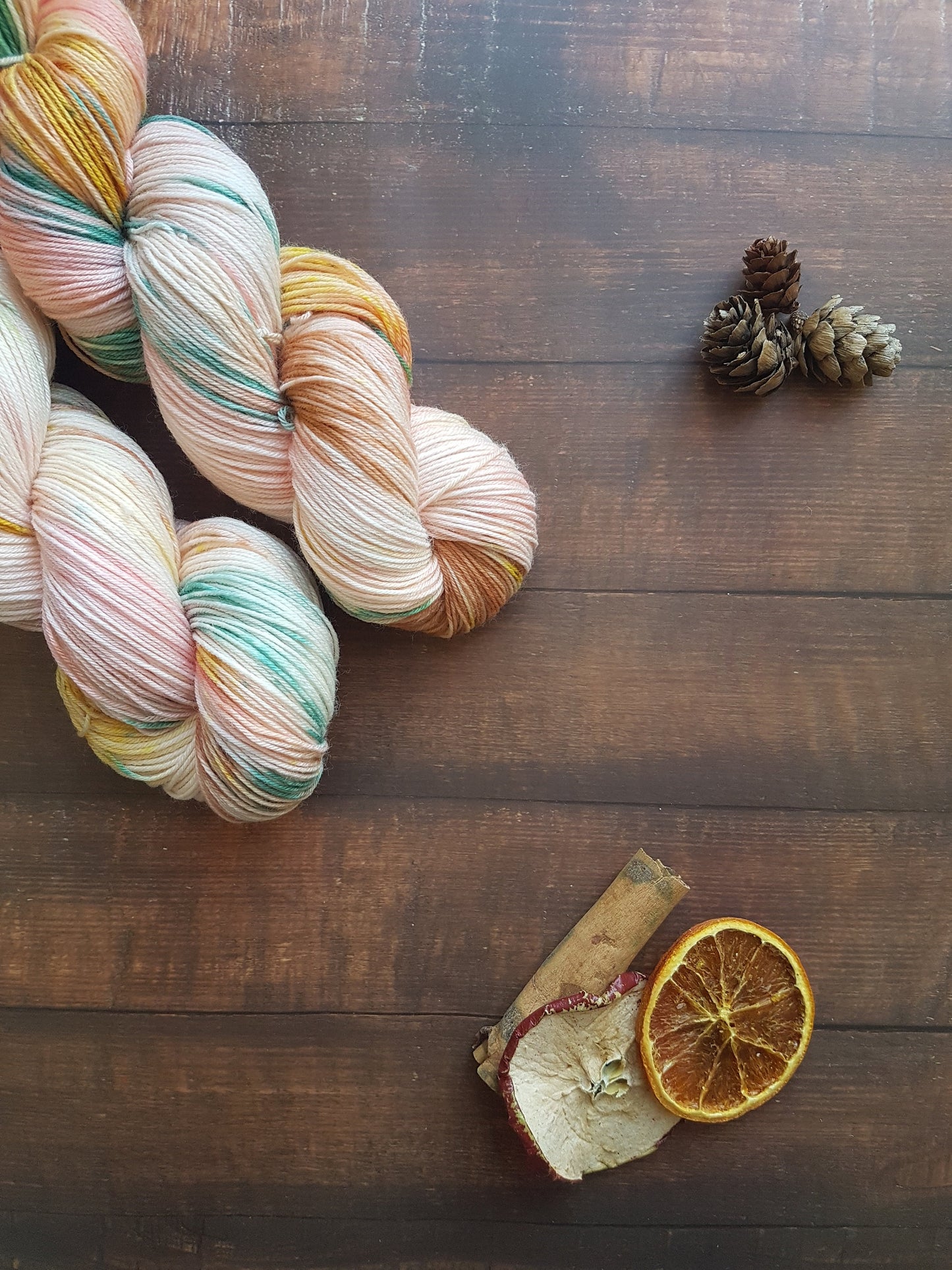 Echeveau Lyl Sock mérinos superwash nylon – Fingering – Coloris Gingerbread Cookie