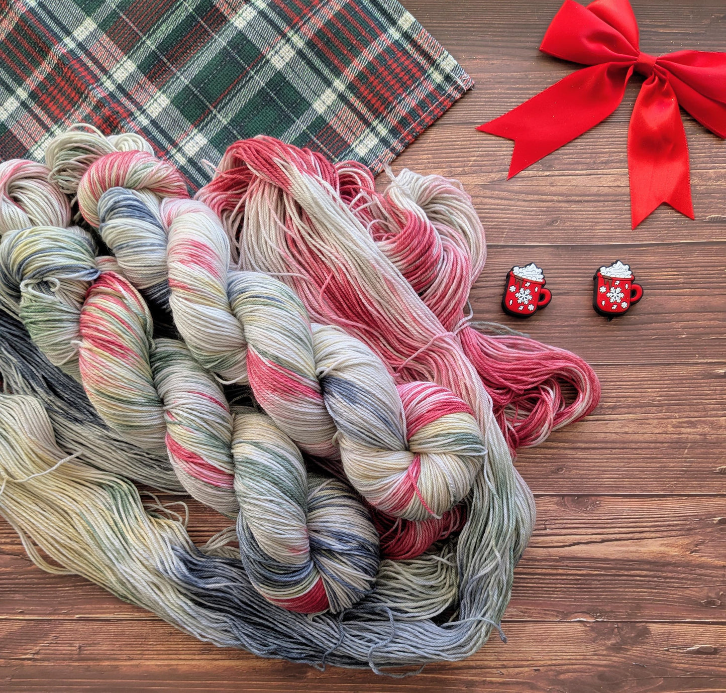 Echeveaux Lylysurunfil - Lyl Sock - Merinos nylon - Le train de Noël