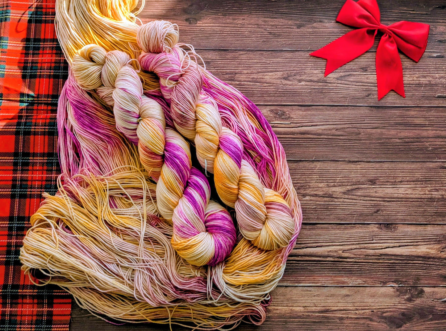 Echeveaux Le tour du monde Lylysurunfil - Lyl Sock - Noël - Bûche de Noël