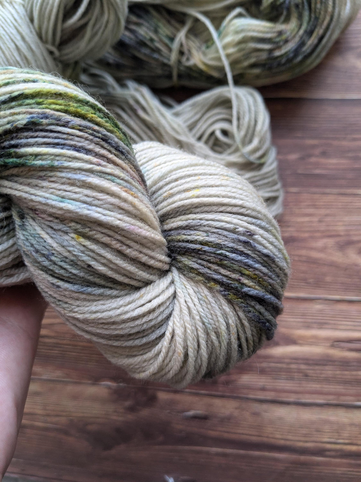 Echeveau Lyl Frenchy mérinos d'arles NSW – Fingering – Coloris Sassenach