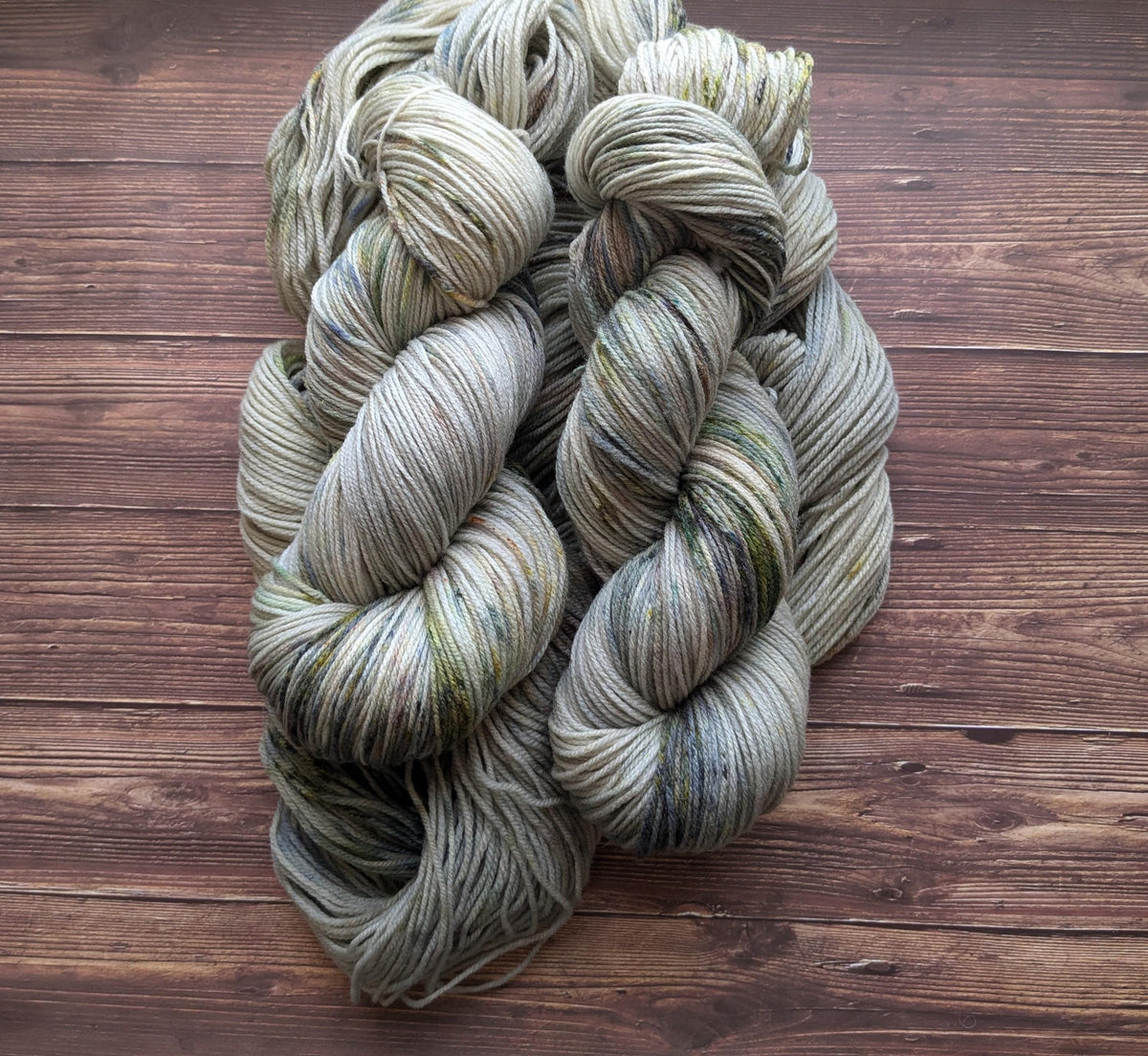 Echeveau Lyl Frenchy mérinos d'arles NSW – Fingering – Coloris Sassenach