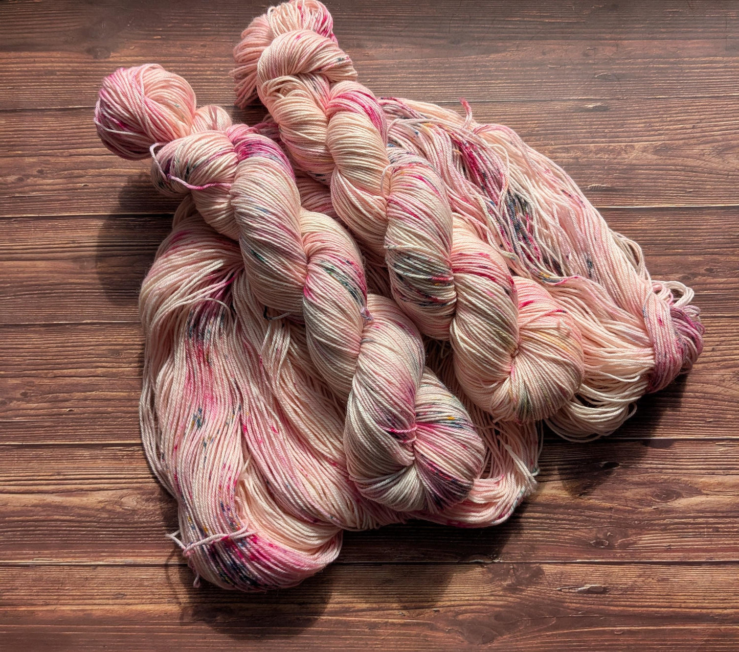 Lyl Sock - merinos nylon - Fingering- Le tour du monde Lylysurunfil - Avril - Floraison