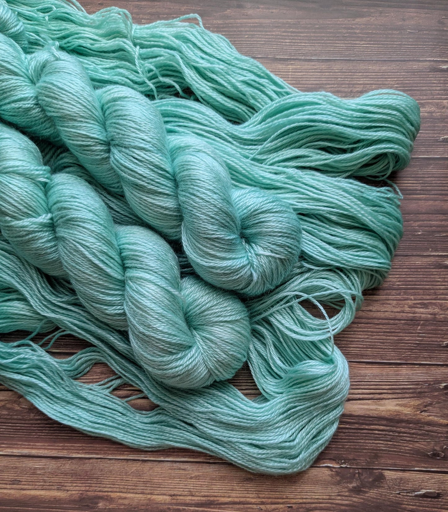 Echeveau Lyl Sunshine Tencel Merino – Fingering – Coloris Verre de Mer