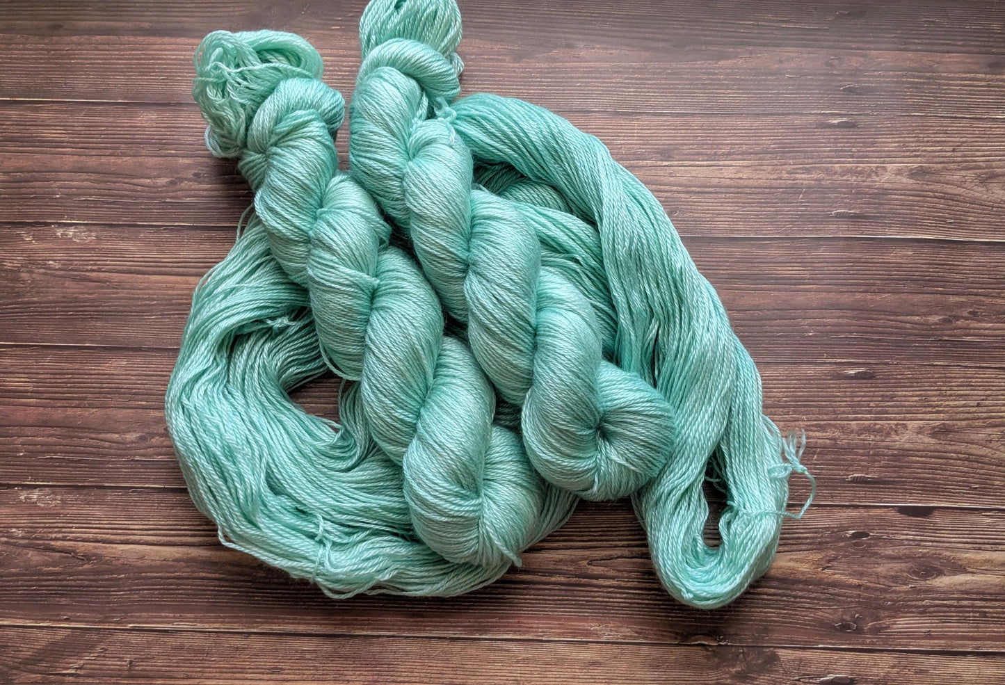 Echeveau Lyl Sunshine Tencel Merino – Fingering – Coloris Verre de Mer