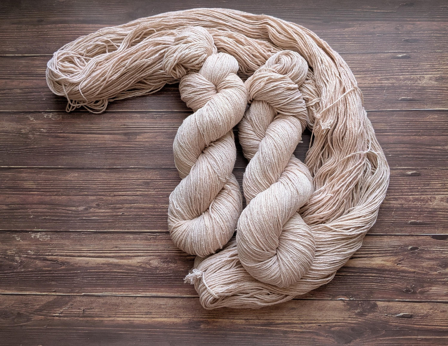 Echeveau Lyl Natural Silk bourette de soie - Fingering - Coloris Perdus dans le désert