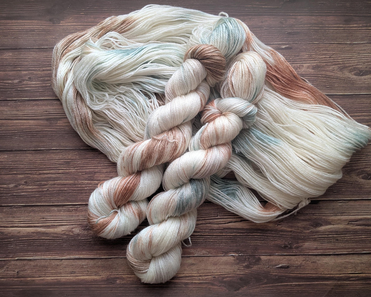 Echeveau Lyl Sunshine mérinos tencel – Fingering – Coloris Bout du monde